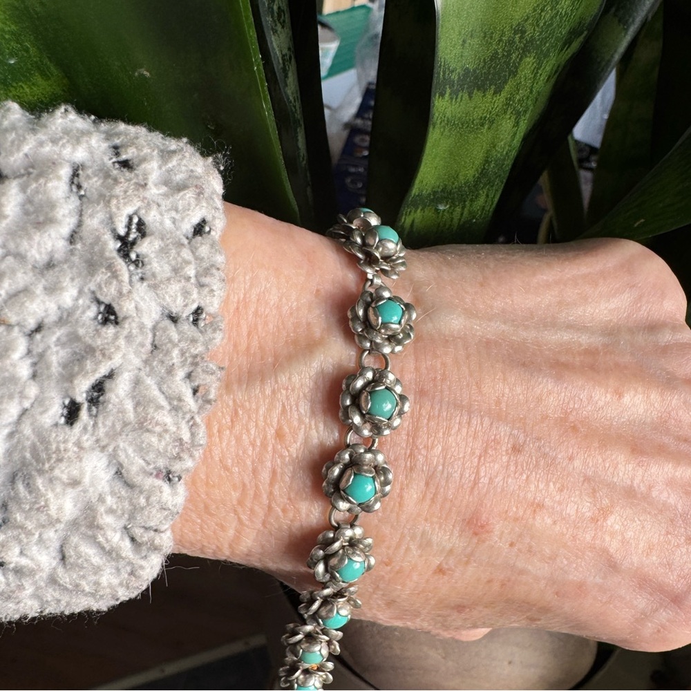 Sterling Turquoise Flower Bracelet - Picture 3 of 6